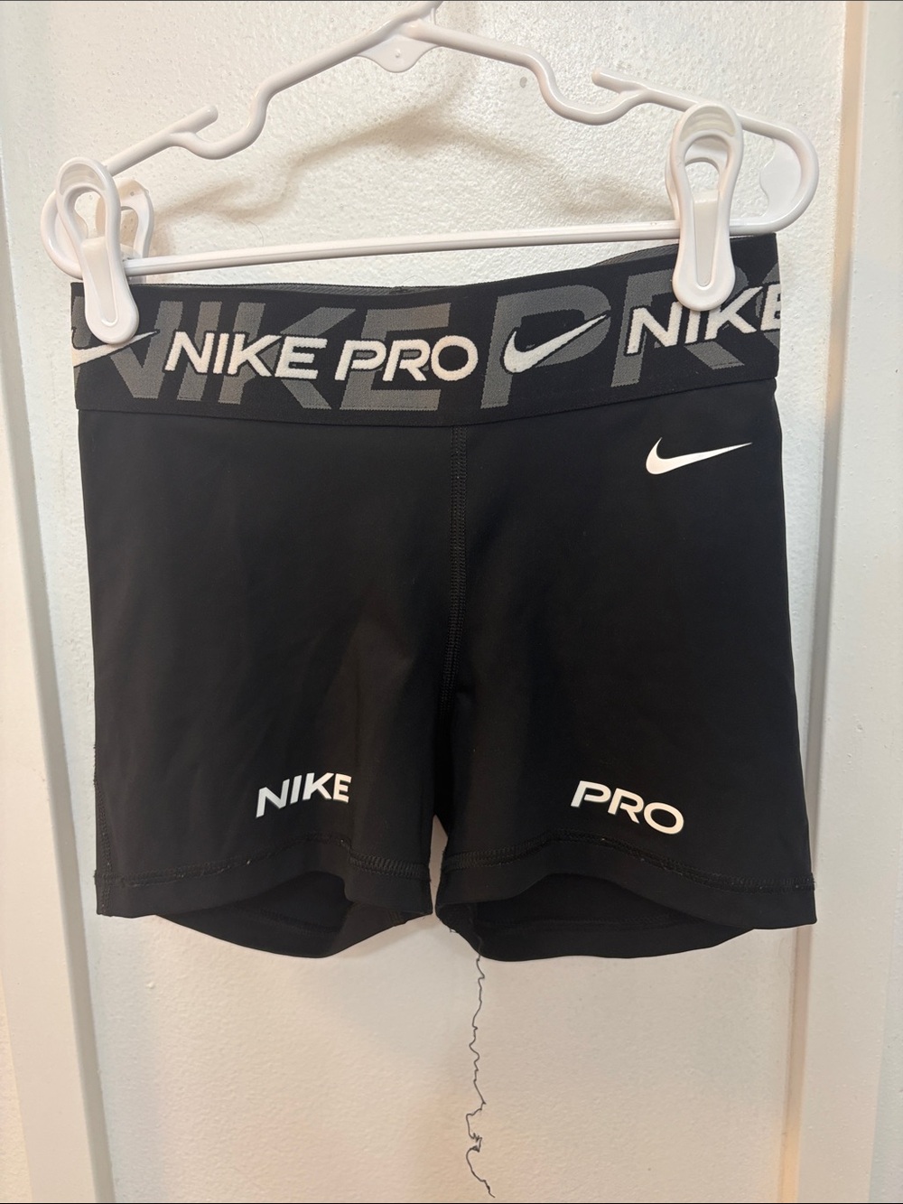 Nike Black Pro Women's Bike Shorts with Logo Waistband